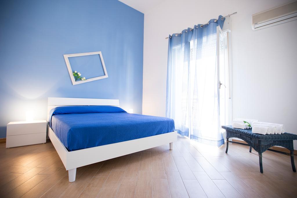 Appartamento Nettuno 卡斯泰拉马莱 外观 照片